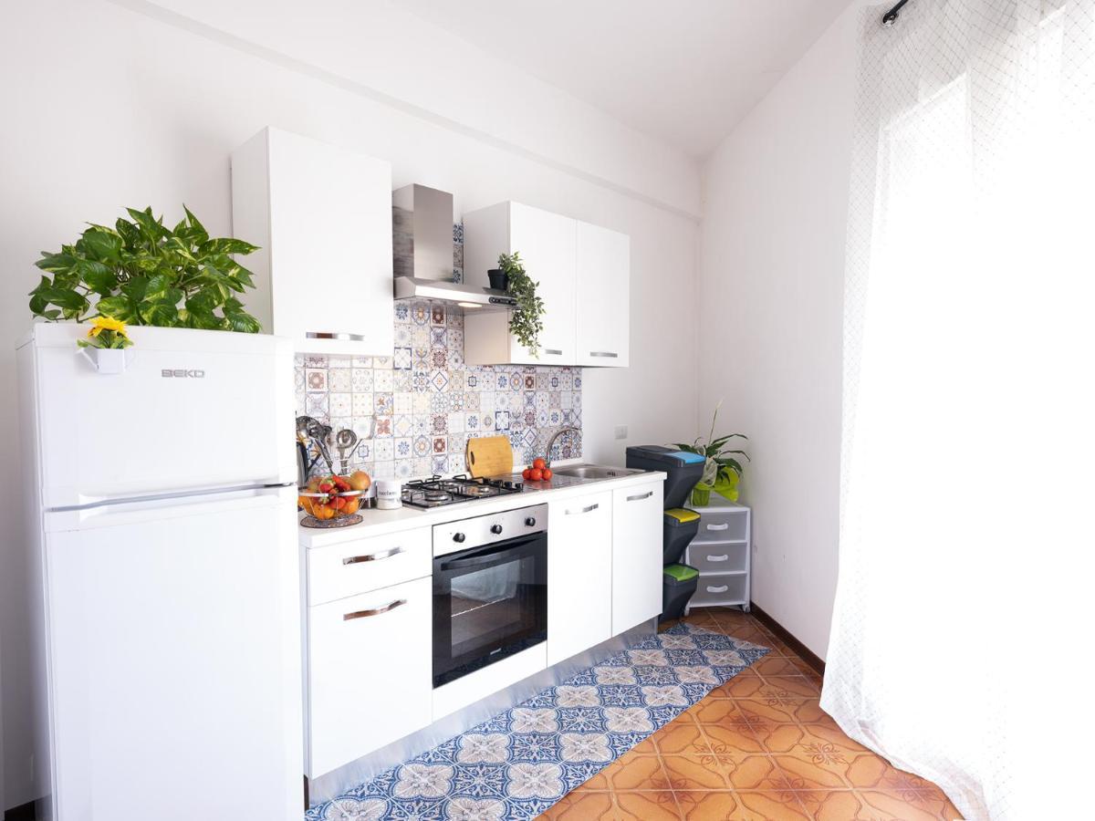 " Limoncello" Appartamento A 150 M Dal Mare ! Perfetto Per Famiglie E Coppie Alcamo Exteriör bild